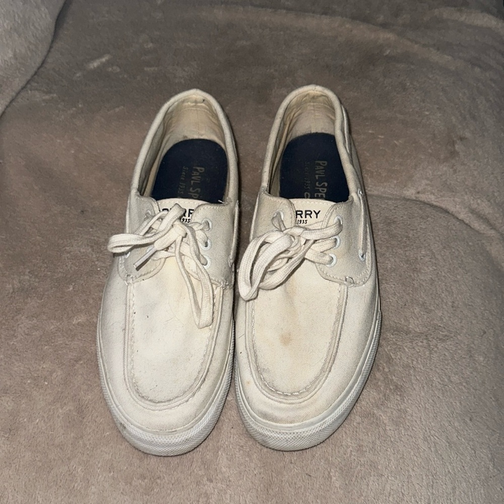 Paul Sperry Men’s size 10 white shoes 💕